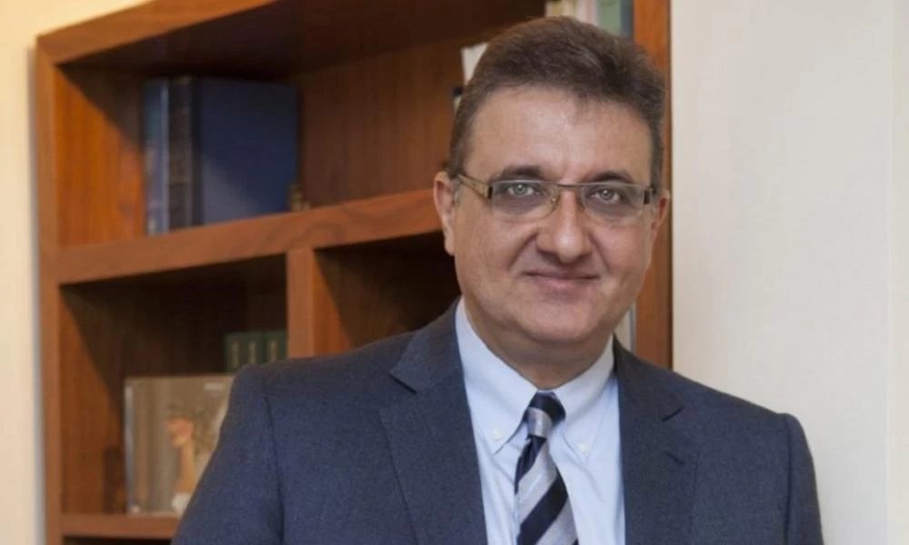Εξαδάκτυλος: "Τα εμβόλια κατά πάσα πιθανότητα καλύπτουν την βρετανική μετάλλαξη"